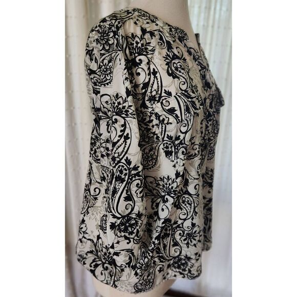 Notations floral, paisley button up blouse  JP - Picture 3 of 8
